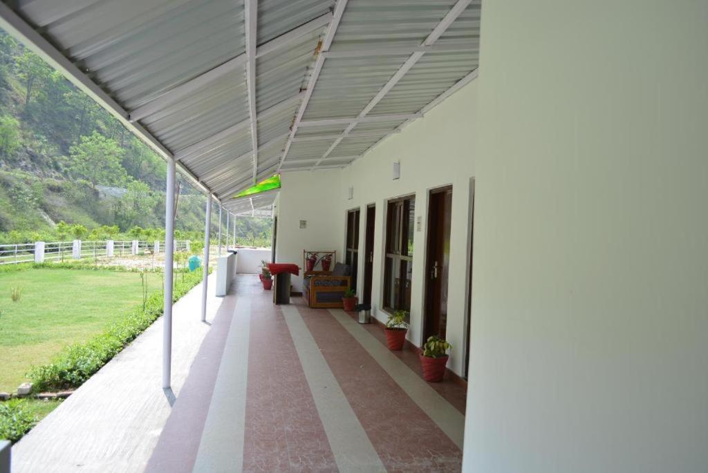 Riverside Resort Lansdowne Extérieur photo